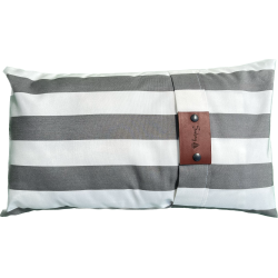 Pude 65 x 40 gr og hvide striber